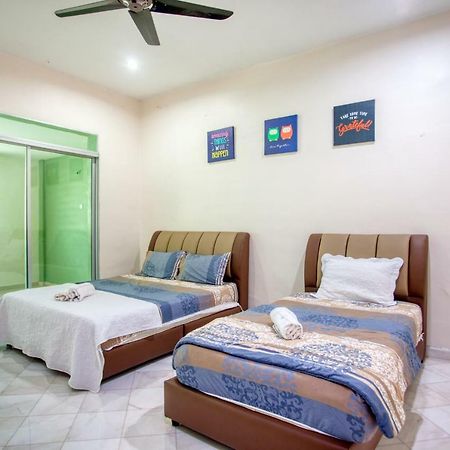 Gunung View Homestay 10 To 12 Pax Near Sunway Tambun Ipoh Extérieur photo