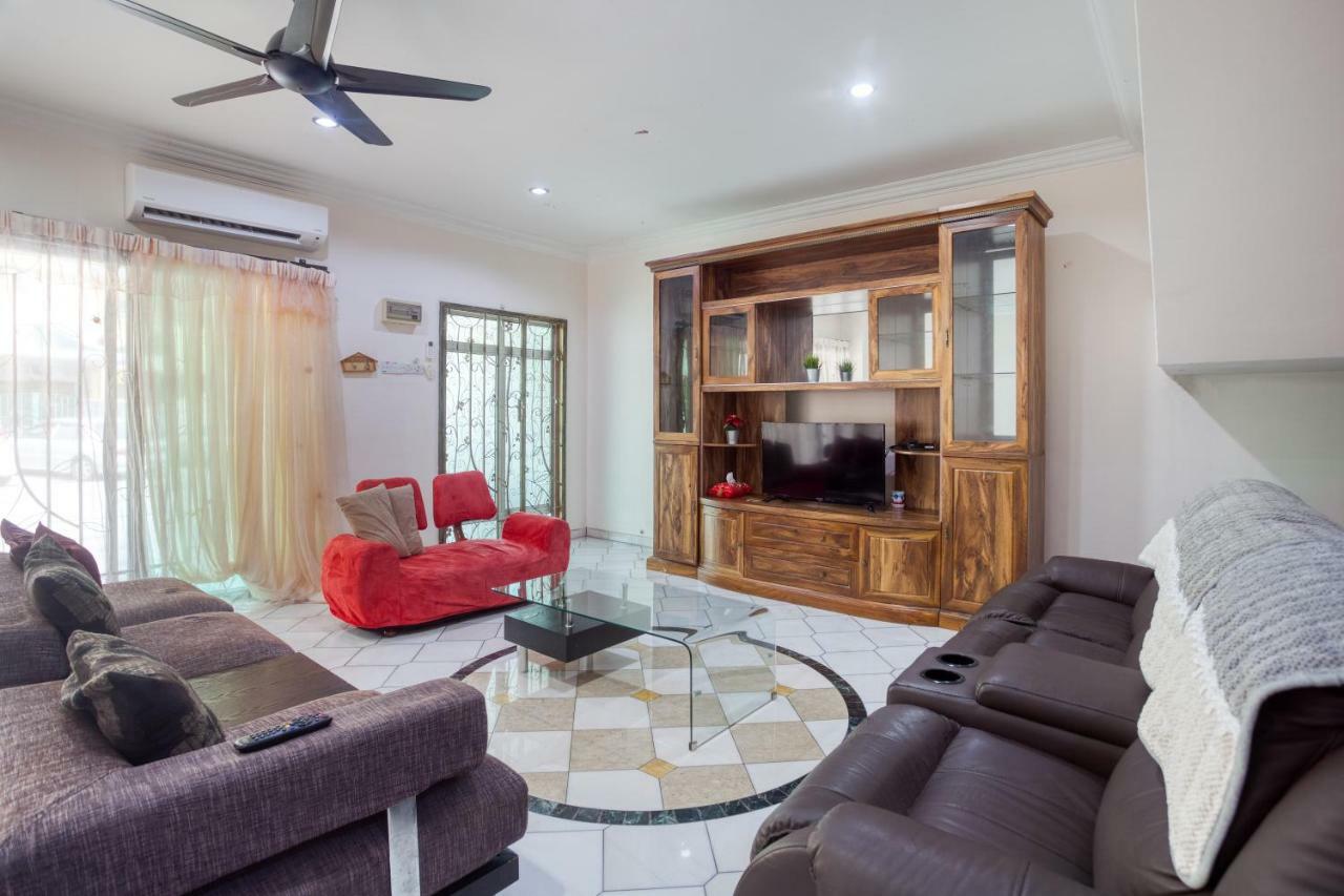 Gunung View Homestay 10 To 12 Pax Near Sunway Tambun Ipoh Extérieur photo