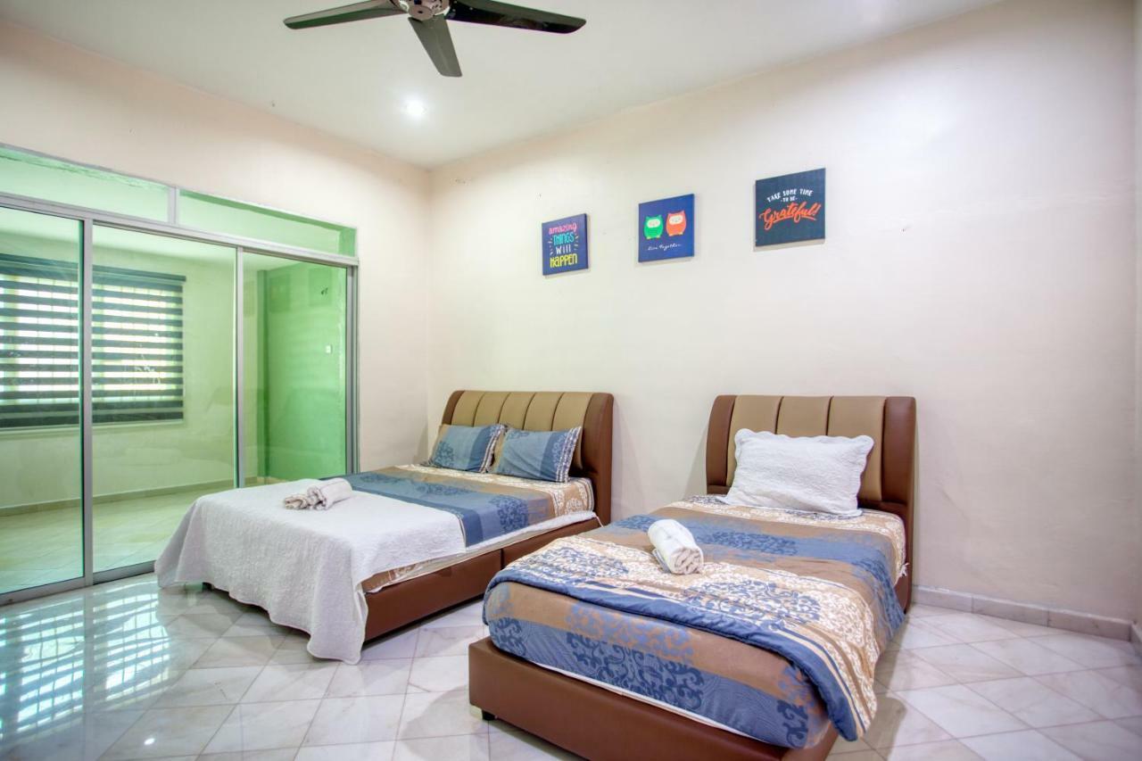 Gunung View Homestay 10 To 12 Pax Near Sunway Tambun Ipoh Extérieur photo